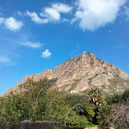 Acquamarina Feriehus Custonaci